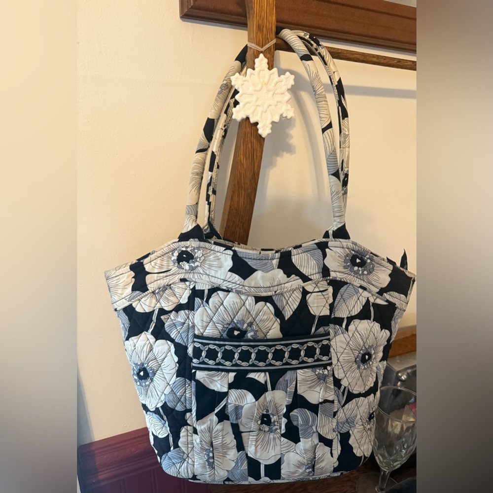 Vera Bradley Floral Black & White Tote Bag- EUC
